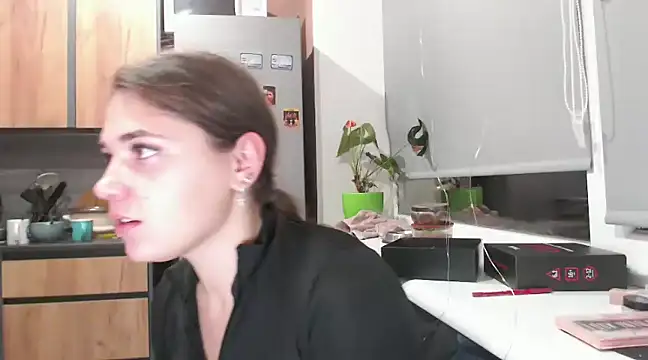 delightful sofi online show from 12-30-24, 06:49