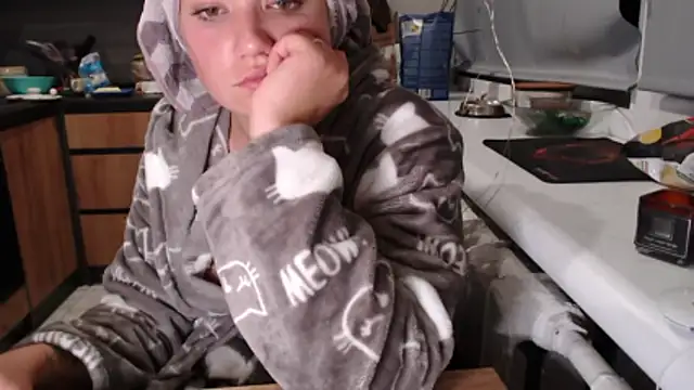 delightful sofi online show from 10-30-25, 06:41