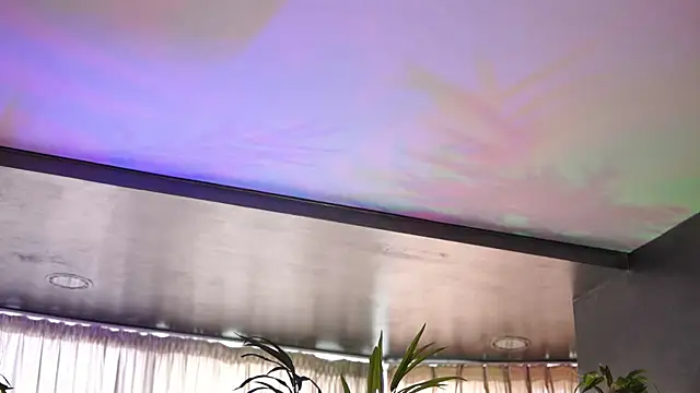 HotSkinnyX online show from 06-12-26, 09:08