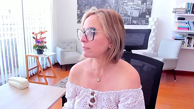 Snapshot of jane_turner chatting on 12-04-24, 04:16 jane turner online show from 12-04-24, 04:16