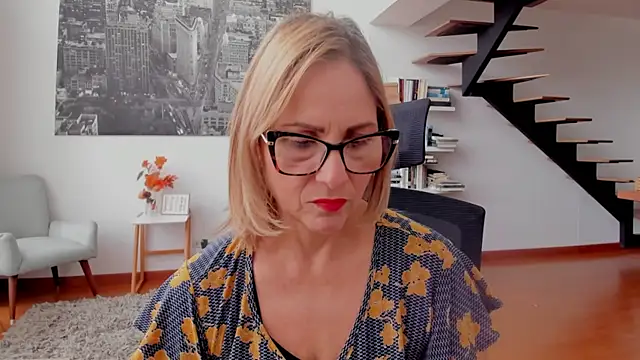 Snapshot of jane_turner chatting on 11-19-25, 01:33 jane turner online show from 11-19-25, 01:33