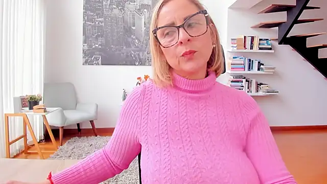 Snapshot of jane_turner chatting on 12-04-25, 01:53 jane turner online show from 12-04-25, 01:53