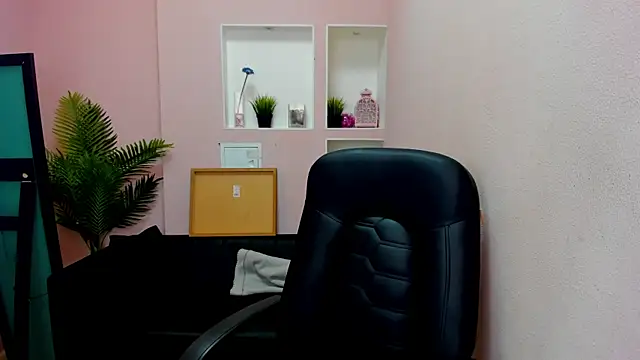 Persephoni online show from 09-19-25, 08:20