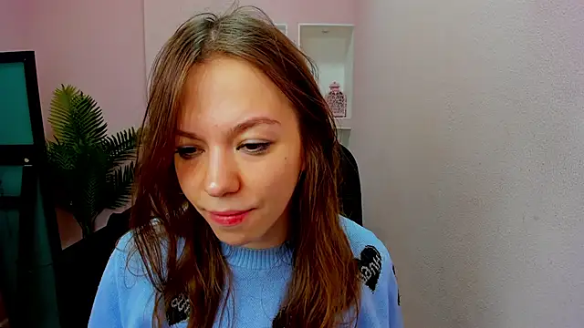 Persephoni online show from 10-11-25, 05:28