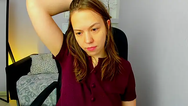 Persephoni online show from 04-24-26, 10:39