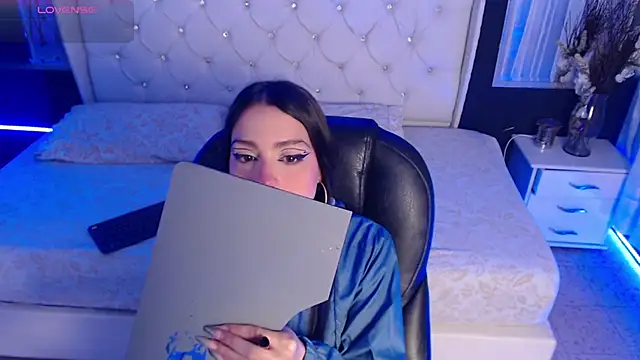 LiaVillalobos online show from 09-24-25, 11:46