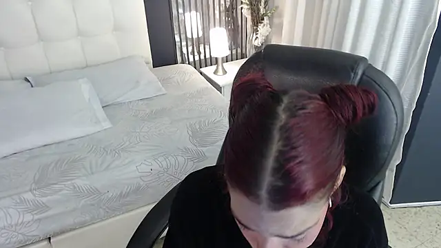 LiaVillalobos online show from 02-21-26, 12:28