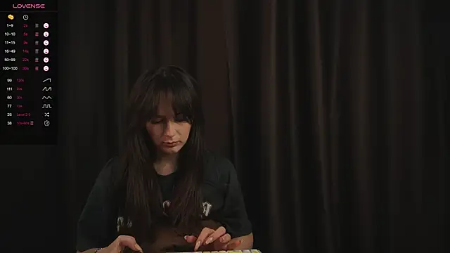 itssophiie online show from 11-23-25, 08:30