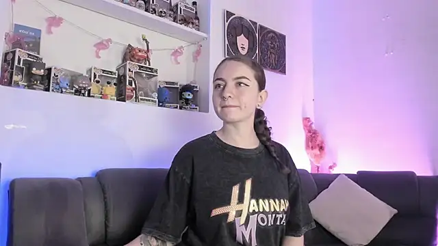 Agathaks online show from 05-18-26, 12:07