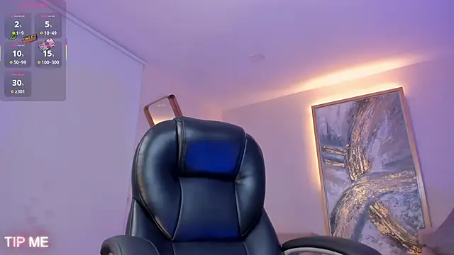 Snapshot of SophieBarnett chatting on 10-09-25, 12:41 SophieBarnett online show from 10-09-25, 12:41