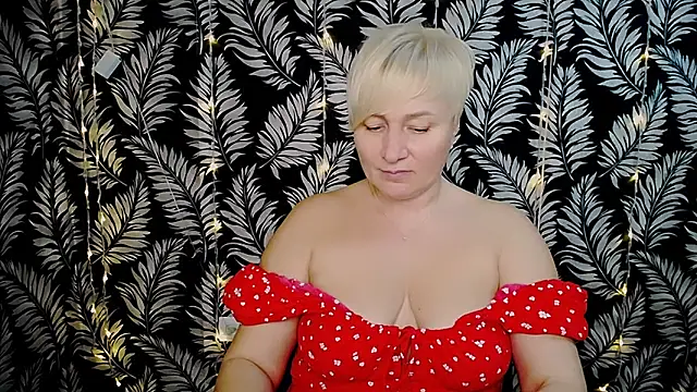 Olivia playful online show from 01-30-25, 02:47