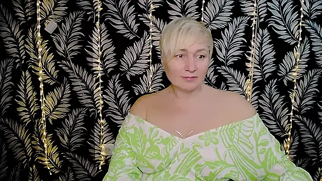 Olivia playful online show from 02-17-25, 03:42