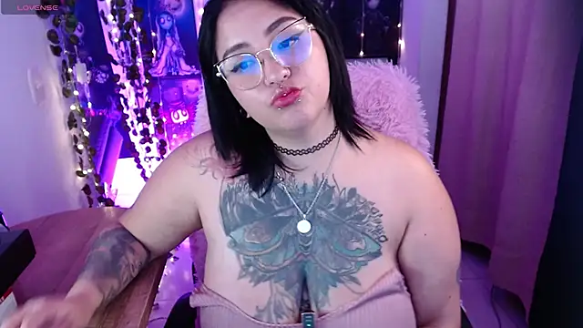  Ali Brinck  online show from 01-22-25, 07:25