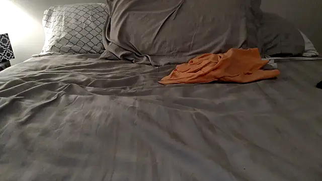 Snapshot of crisgrey222 chatting on 12-20-24, 07:22 crisgrey222 online show from 12-20-24, 07:22