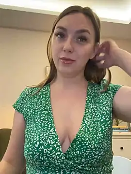 Snapshot of Janeee chatting on 03-22-25, 06:33 Janeee online show from 03-22-25, 06:33