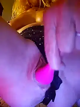 sexynini83 online show from 12-27-24, 01:00