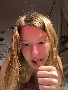 kimczii online show from 03-17-25, 10:27