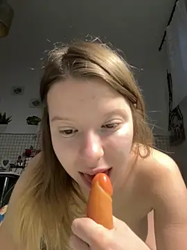 kimczii online show from 04-29-26, 06:17