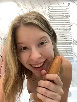 Snapshot of kimczii chatting on 07-24-26, 07:50 kimczii online show from 07-24-26, 07:50