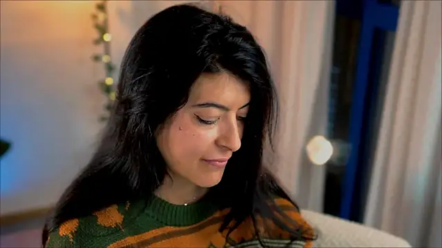 Snapshot of anabelcurvy chatting on 01-08-25, 05:05 anabelcurvy online show from 01-08-25, 05:05