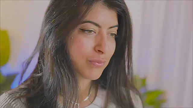 Snapshot of anabelcurvy chatting on 02-03-25, 12:04 anabelcurvy online show from 02-03-25, 12:04