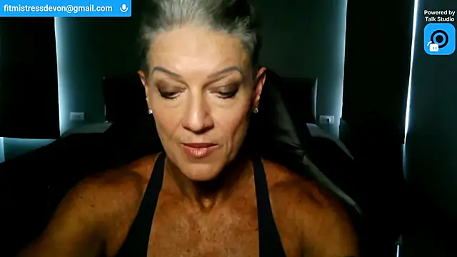 Devon2020 online show from 06-26-26, 07:57