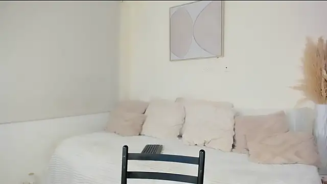 Snapshot of ZOEGARNER01 chatting on 02-23-26, 07:00 ZOEGARNER01 online show from 02-23-26, 07:00