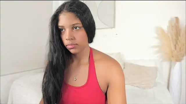 ZOEGARNER01 online show from 04-23-26, 07:38