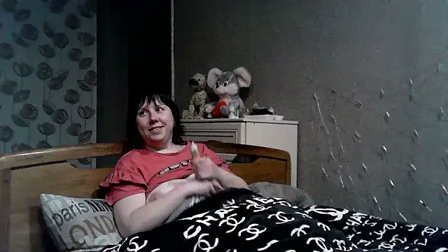 explored romantic online show from 01-30-25, 05:28