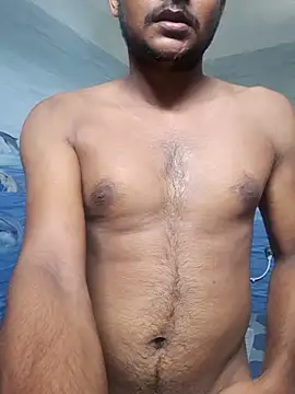 Snapshot of Itsdesi_boy chatting on 05-18-26, 05:57 Itsdesi boy online show from 05-18-26, 05:57