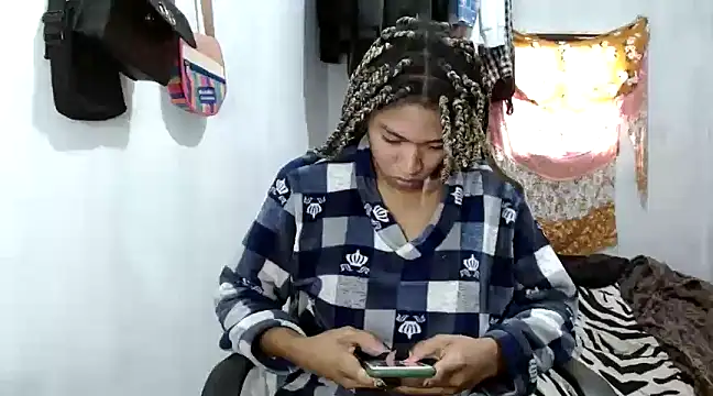 angelamarie1 online show from 02-17-25, 12:59