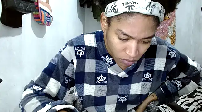 angelamarie1 online show from 03-14-25, 11:22