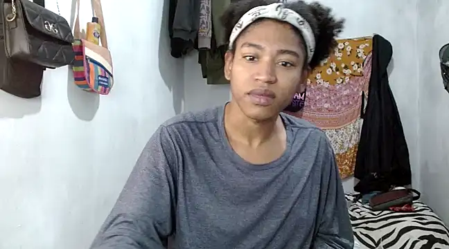 angelamarie1 online show from 03-17-25, 02:08