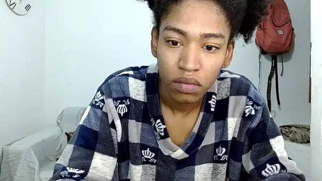 angelamarie1 online show from 10-20-25, 09:54