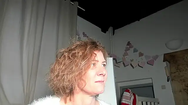 Lola Belgium online show from 02-09-25, 04:07