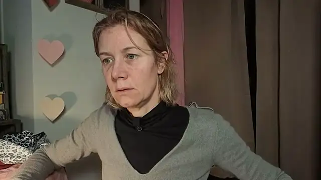 Lola Belgium online show from 03-01-26, 07:32