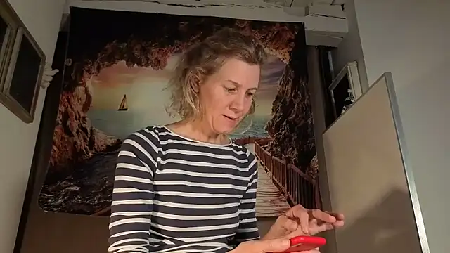 Lola Belgium online show from 06-04-26, 06:08