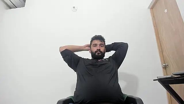 Snapshot of isearchcompany chatting on 11-24-25, 01:38 isearchcompany online show from 11-24-25, 01:38