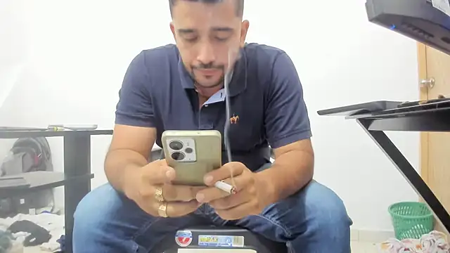 Snapshot of isearchcompany chatting on 01-06-26, 11:18 isearchcompany online show from 01-06-26, 11:18