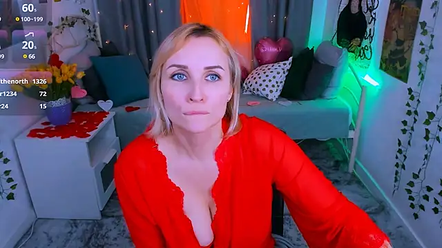 Snapshot of Karinella_x chatting on 02-15-25, 12:37 Karinella x online show from 02-15-25, 12:37