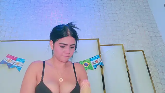 Snapshot of paola_rodriguez chatting on 06-27-26, 09:58 paola rodriguez online show from 06-27-26, 09:58