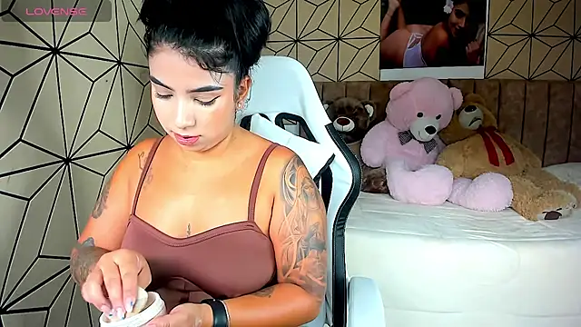 Snapshot of vane_lopez_ chatting on 11-05-25, 06:41 vane lopez online show from 11-05-25, 06:41