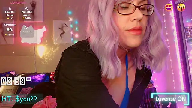 EmmaIsHere online show from 02-11-25, 11:01