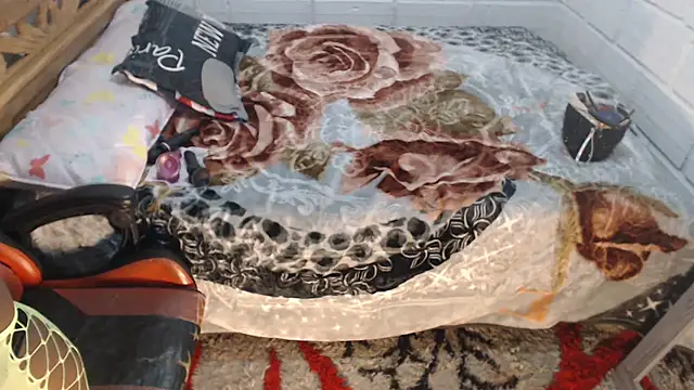 sexyjustin202 online show from 11-11-25, 02:33