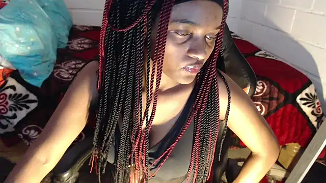 sexyjustin202 online show from 06-01-26, 07:48