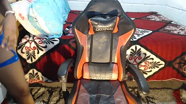sexyjustin202 online show from 06-27-26, 11:54