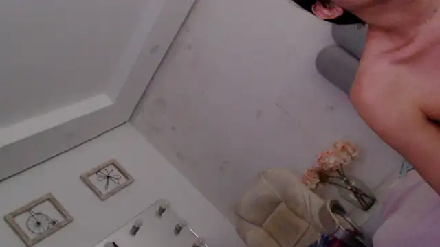 Snapshot of X6uldv8xdollxxx chatting on 01-18-26, 08:45 X6uldv8xdollxxx online show from 01-18-26, 08:45