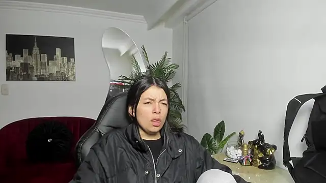 Meghan320 online show from 10-13-25, 11:54