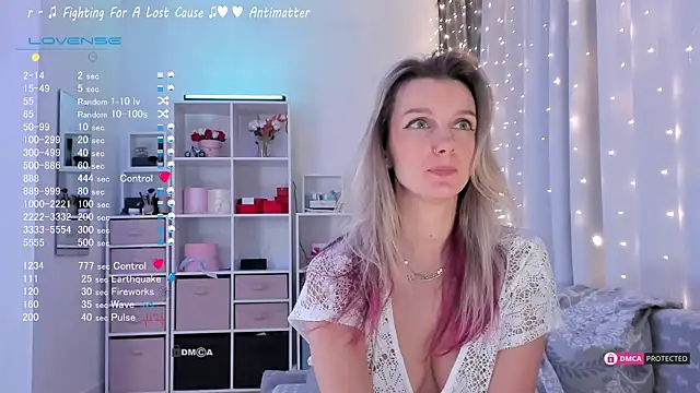 Snapshot of Karamelsw_ chatting on 02-20-25, 02:51 Karamelsw online show from 02-20-25, 02:51