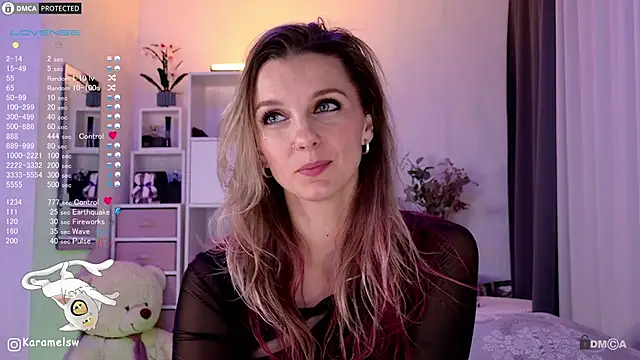 Snapshot of Karamelsw_ chatting on 09-25-25, 10:24 Karamelsw online show from 09-25-25, 10:24